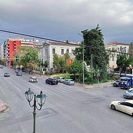 Comfortable Apartment In The City Center Athene Buitenkant foto