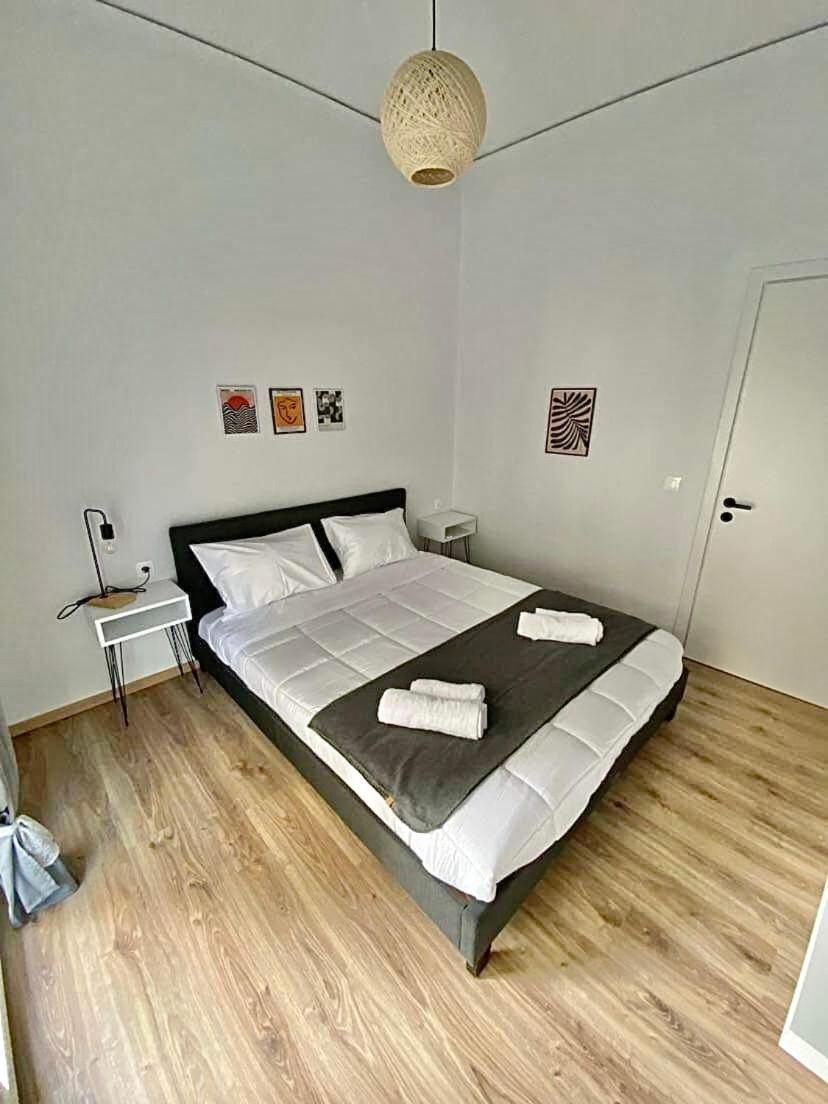 Comfortable Apartment In The City Center Athene Buitenkant foto